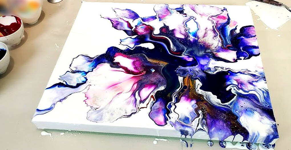 Techniques Dutch Pour With Resin: Vibrant Colors on Wood Panel