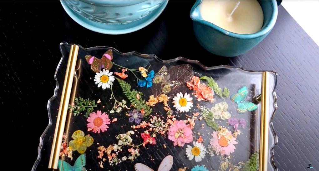 Create a Stunning Epoxy Resin Tray with Flowers and Butterflies